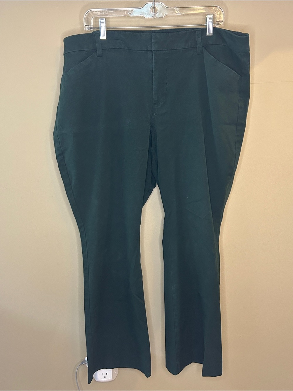 Old Navy High-Rise Pixie Flare Pants in Deep Green